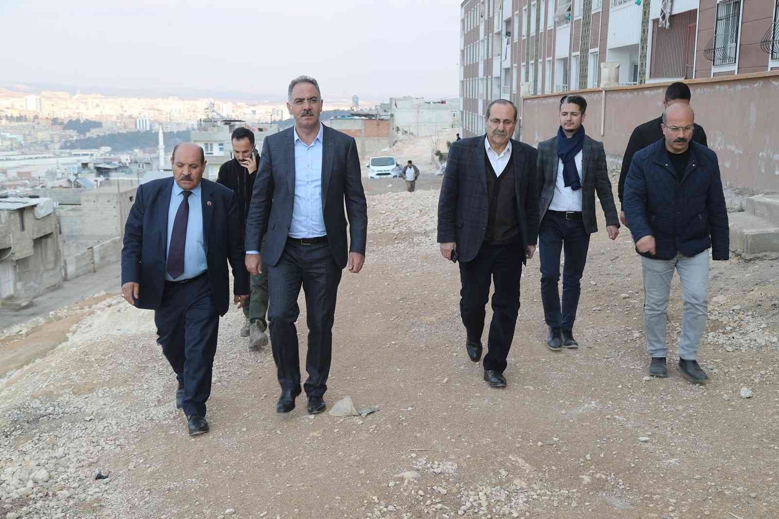 Başkan Kuş park çalışmalarını yerinde inceledi 2 Başkan Kuş park çalışmalarını yerinde inceledi