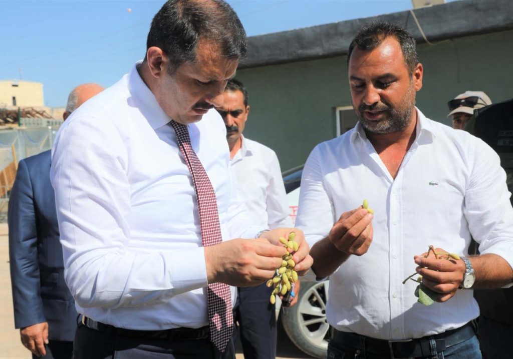 Şanlıurfalı Çiftçilere Lisanslı Fıstık Deposu Müjdesi 2 VALI 1