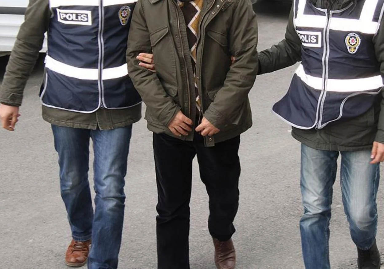 tutuklama gözaltı kelepçe