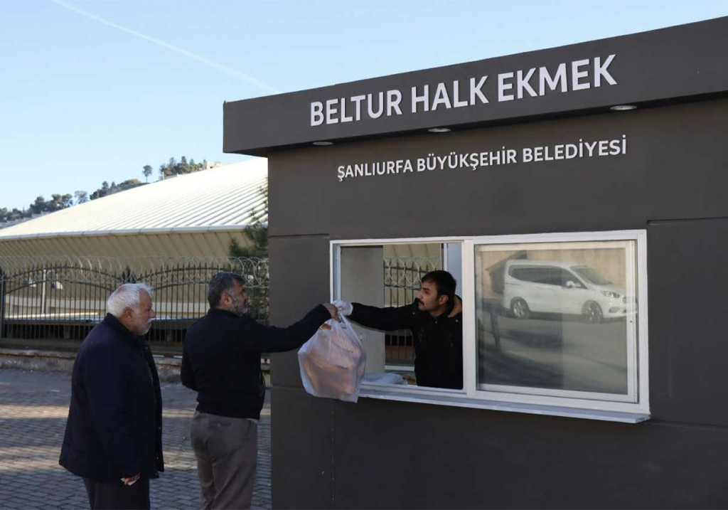 Şanlıurfa'da Halk Ekmek Satışı Başladı 2 sanliurfa halk ekmek satis