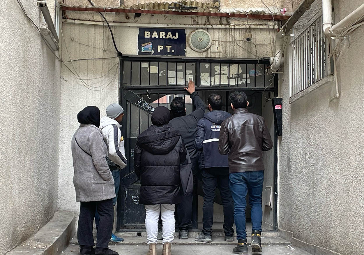 Şanlıurfa'da Karekodlu Hasar Tespit Çalışması Başladı! 2 şanlıurfa deprem hasar karekod