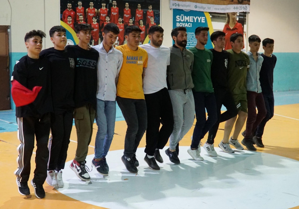Haliliye’de Gençler Hem Spor Hem de Sanat Öğreniyor! 2 1 18