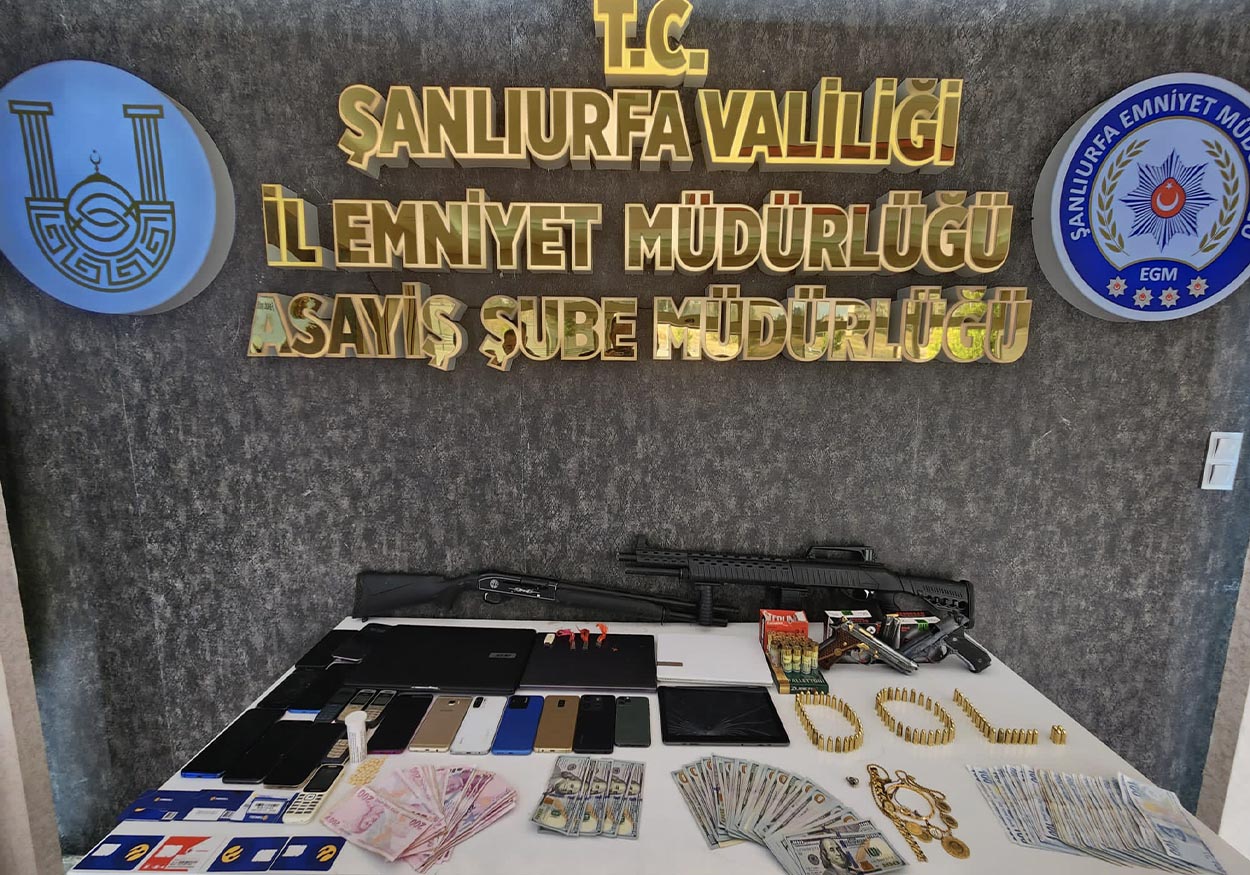dolandırıcı