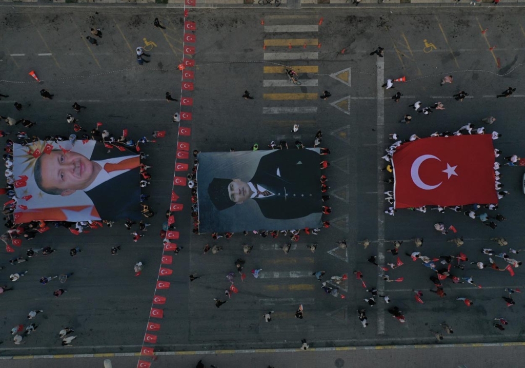 Şanlıurfa'da 15 Temmuz Etkinlikleri Coşkuyla Kutlandı! 3 15 temmuz kutlama 2