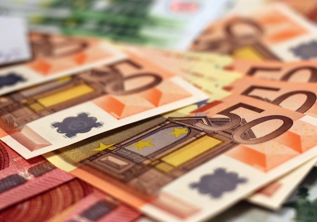 Seçimden Sonra Döviz Kuru ve Akaryakıt Fiyatları Nasıl Değişti? 3 avro euro doviz