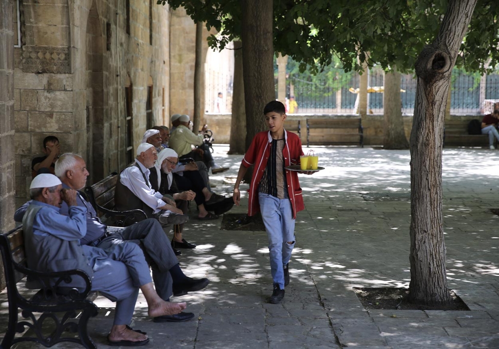 Şanlıurfa'da Sıcak Hava Etkisi Hissediliyor! 2 sanliurfa sicak hava 1
