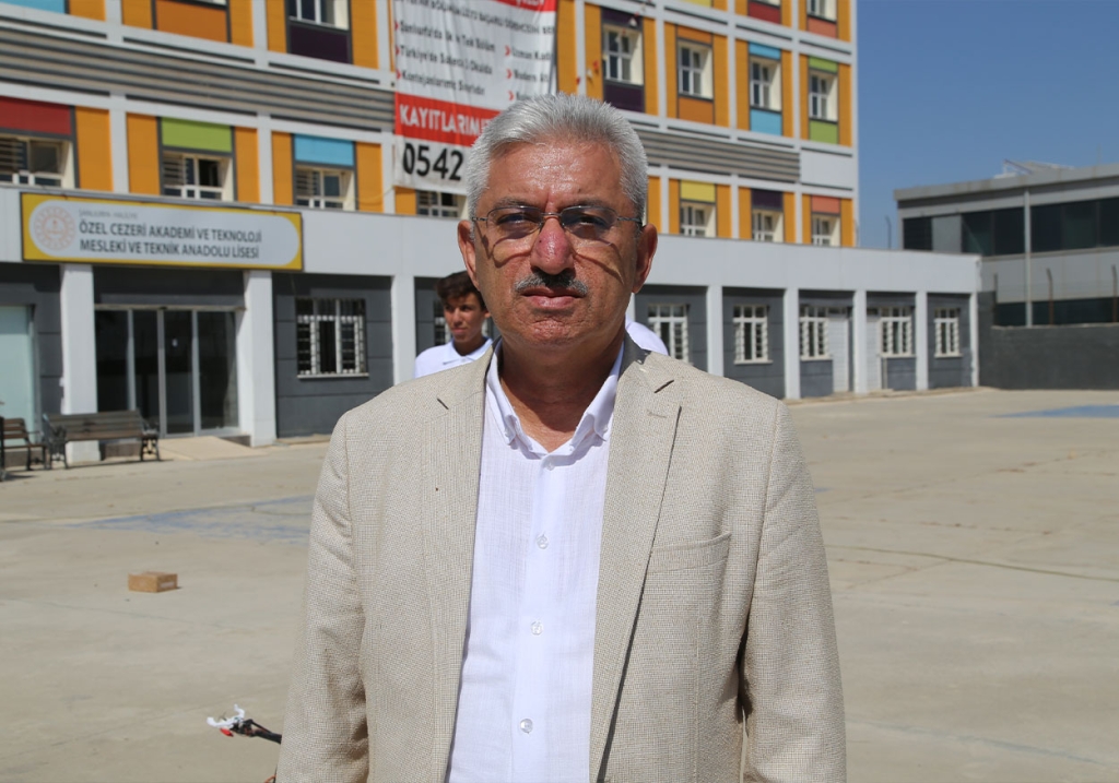 Şanlıurfa'da Lise Öğrencileri Uzaktan Kontrollü Bomba İmha Robotu Üretti! 3 3 1
